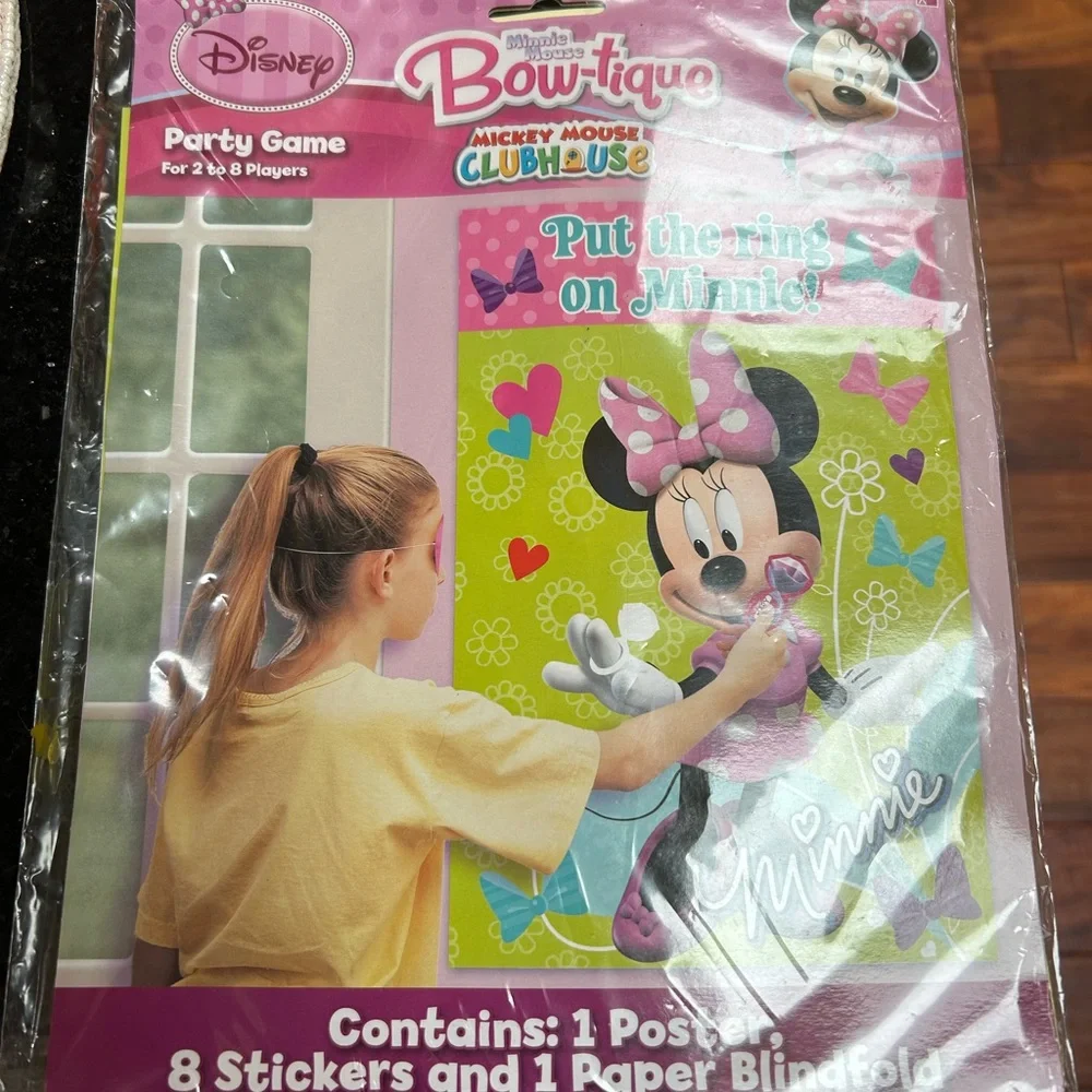 Disney Minnie Mouse Bow-tique Party Game - Pink and Green